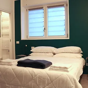 https://central-station-milano-room-2.italymilanhotels.net